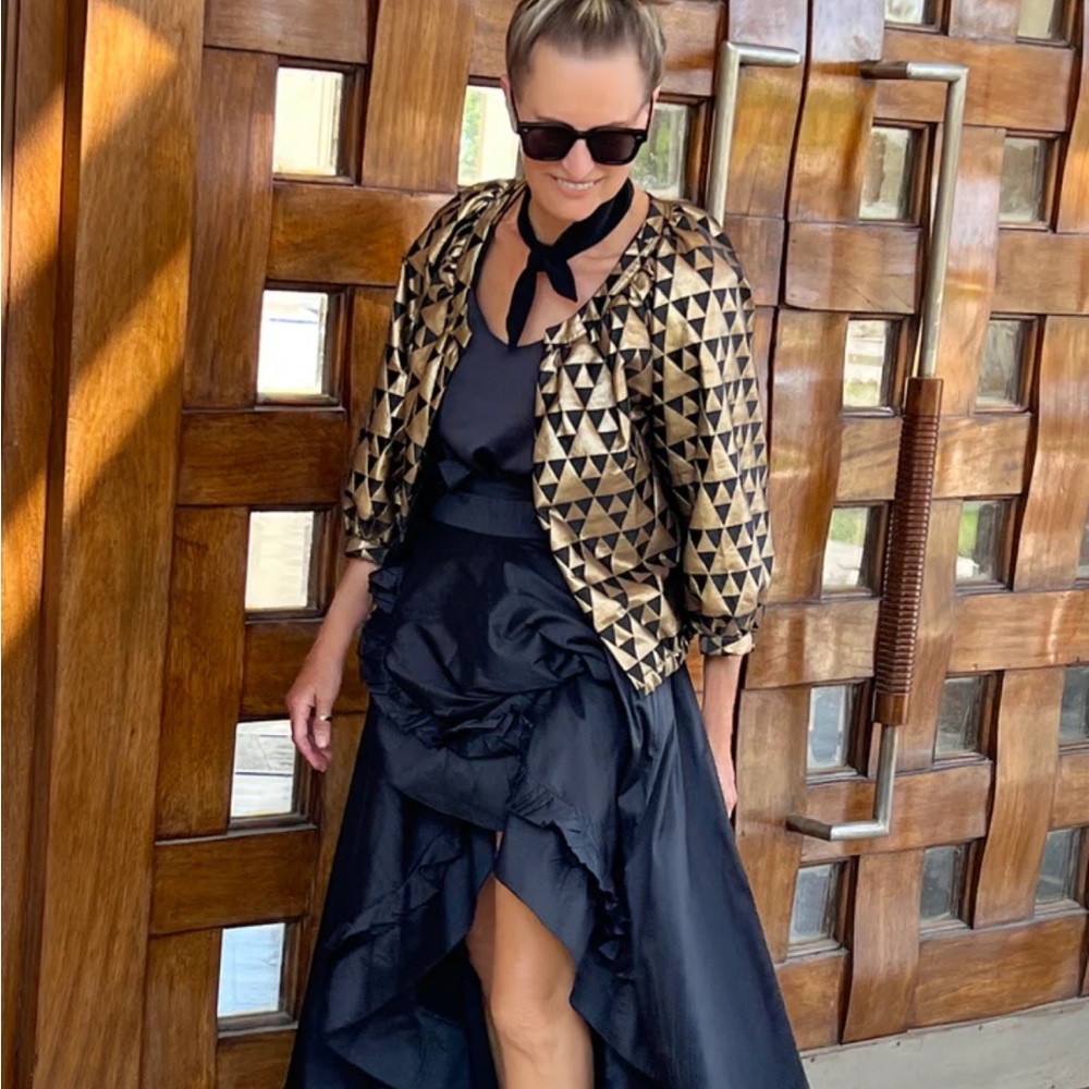 ✨andAndrea ✨Gold and Black Blazer with Elegant Design